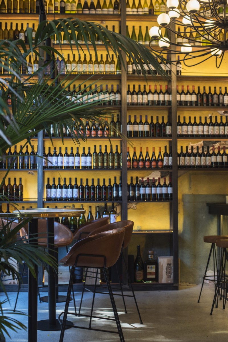 Оформление интерьера YELLOW DOOR фото 1