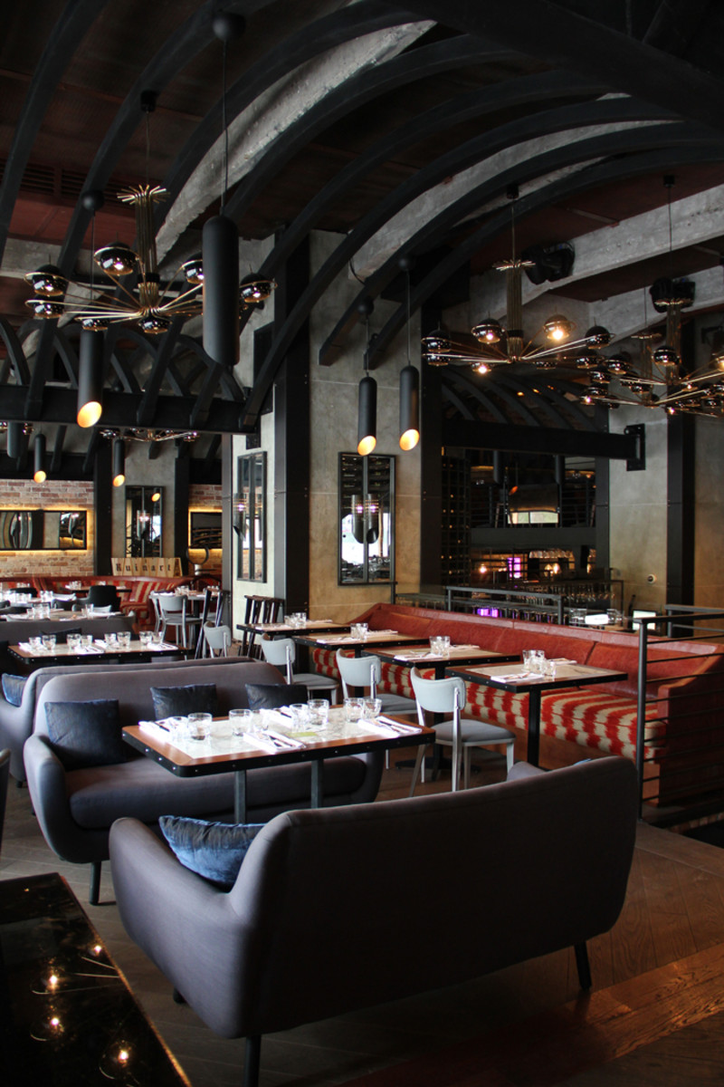 Декор ресторана JEROME & PATRICE