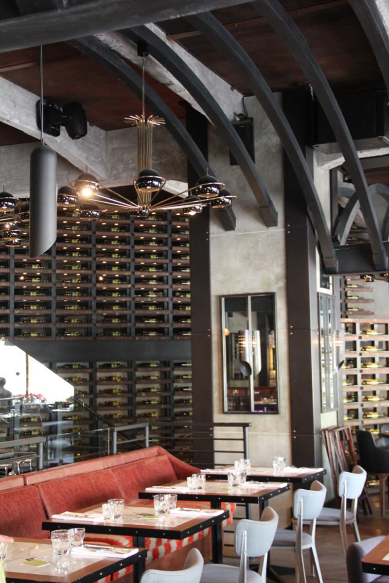 Дизайнерский проект интерьера ресторана