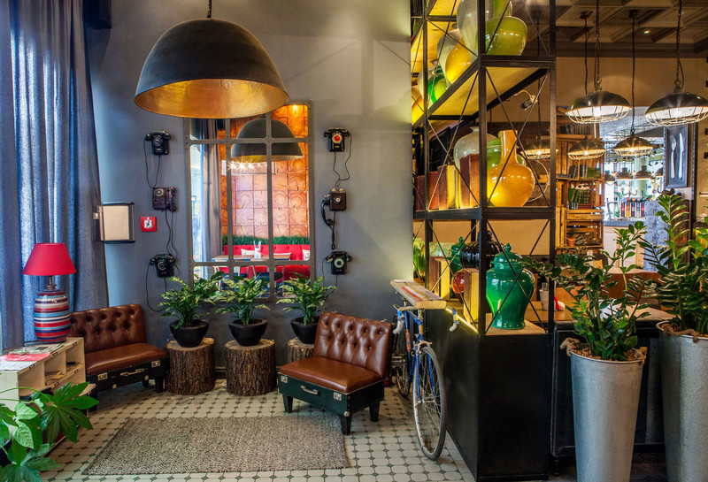 Интерьер ресторана ОКИ DOKИ