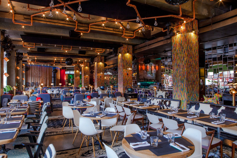 Современный дизайн помещений клуба PPL