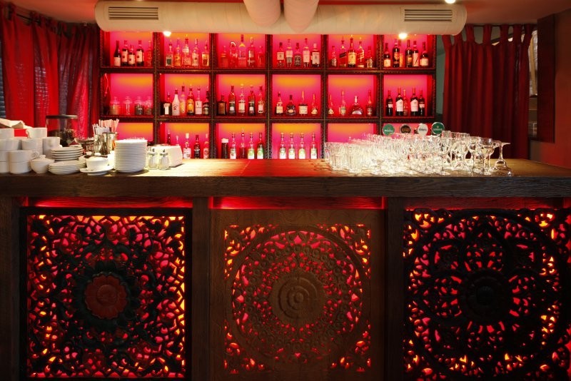 Декорирование ресторана МАМА ТАО