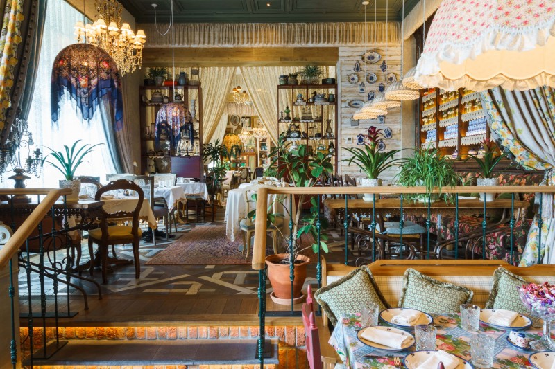 Декорирование помещений ресторанов на заказ