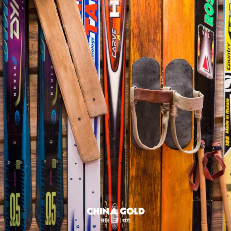 Декоративные элементы в China Gold Karaoke