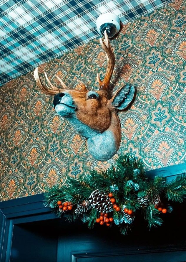 Декоративные элементы в клубе в Мск