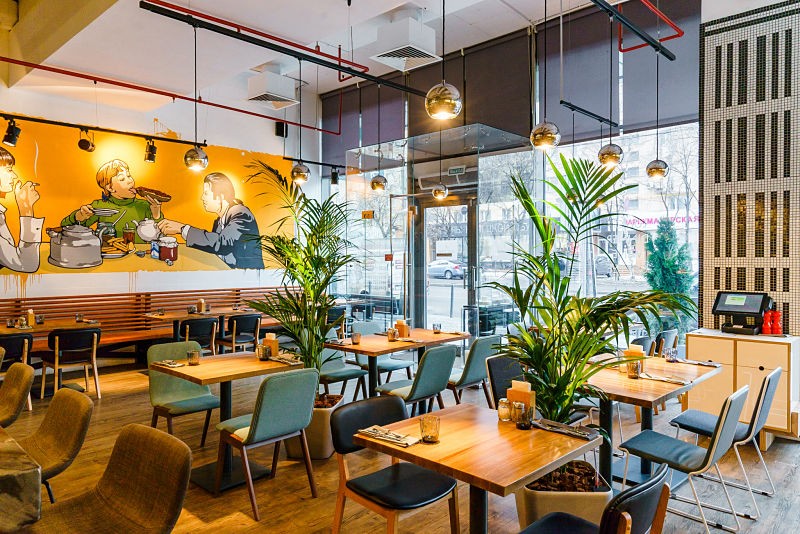 Дизайнерские элементы в кафе Local People