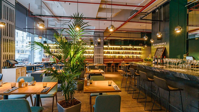 Растительные элементы в декоре кафе