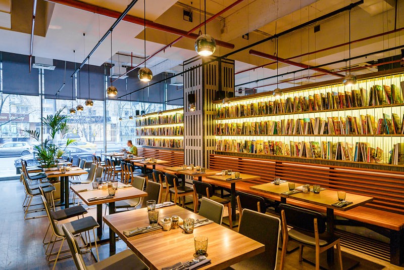 Дизайн обеденной зоны в кафе